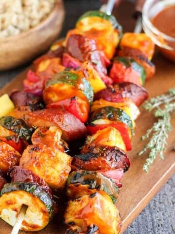 Skewers with grilled sausage and vegetables.