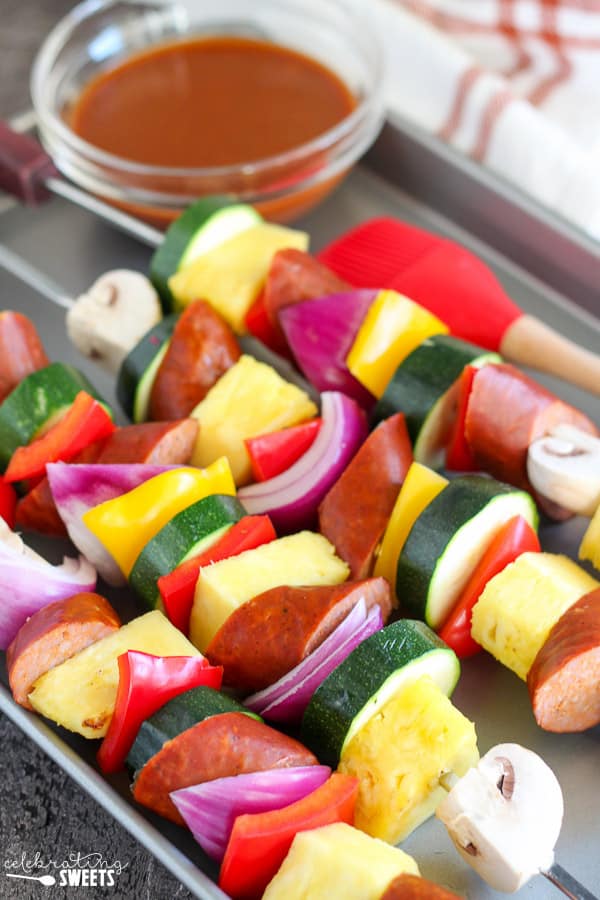 Skewers with sausage and vegetables.