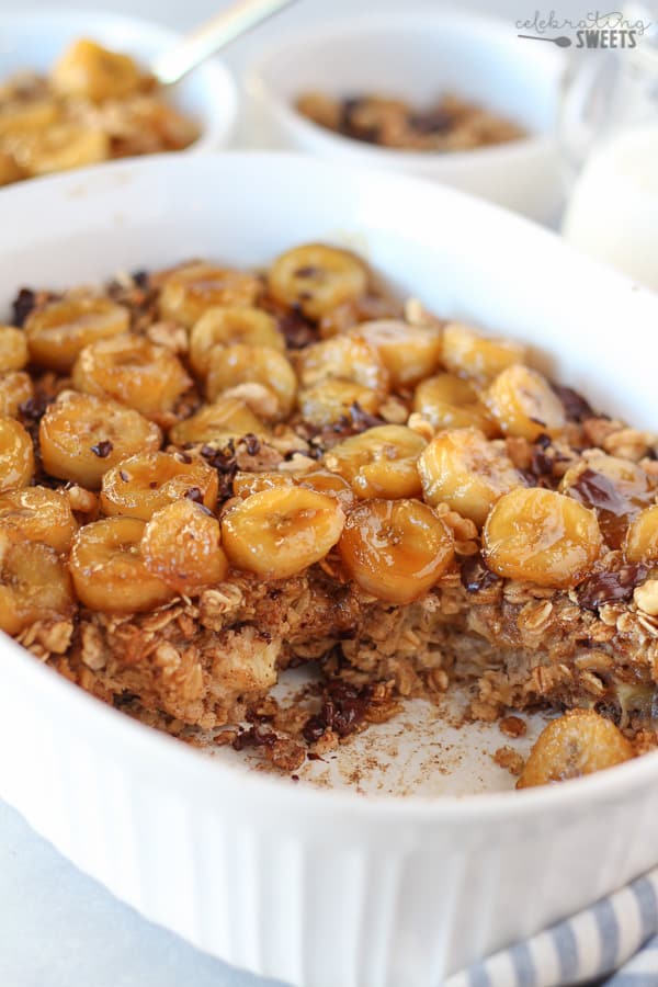 Baked oatmeal topped with sliced bananas.