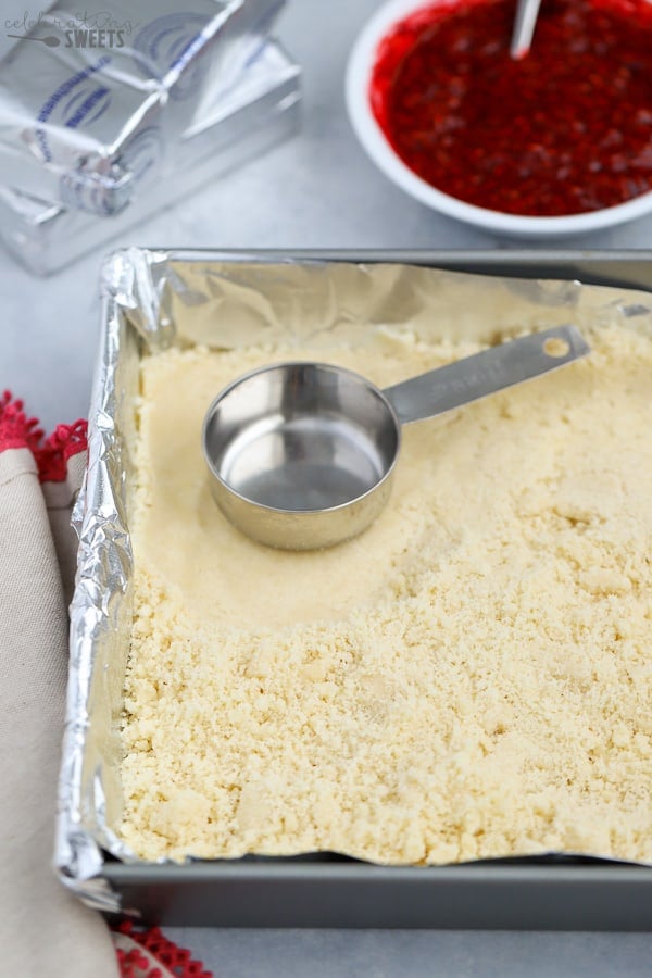 White Chocolate Raspberry Cheesecake Bars