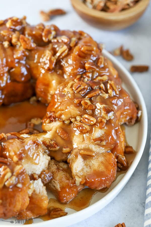 Caramel pecan monkey bread on a large plate.